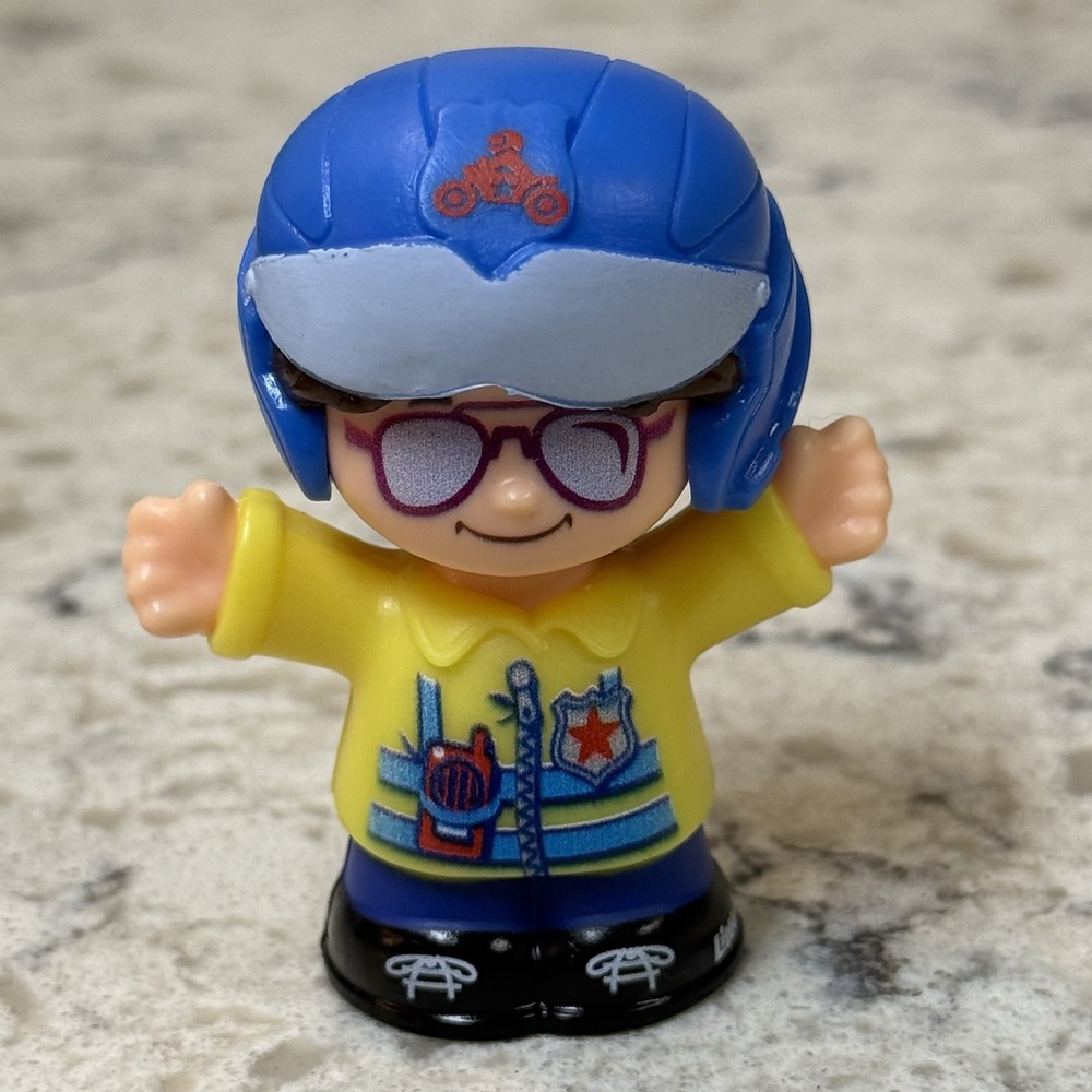 Fisher Price Little People Police Officer Becky Women Girl Bun Blue Helmet 2019